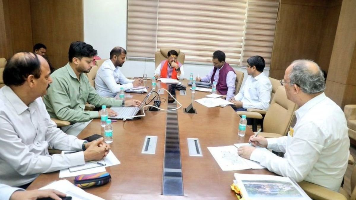 भोपाल में ‘निर्मल नर्मदा योजना’ की समीक्षा बैठक, मंत्री कैलाश विजयवर्गीय ने कही ये बात