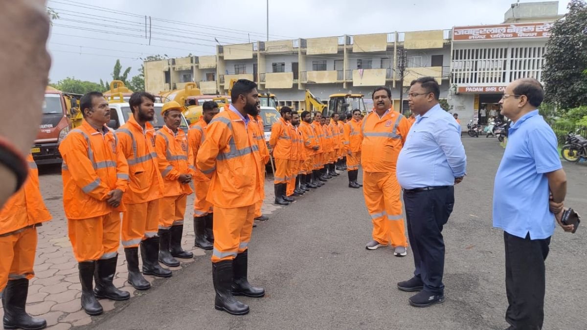 अलर्ट मोड पर इंदौर नगर निगम की आपदा रेस्क्यू टीम, दिन-रात तैयार रहने की व्यवस्था