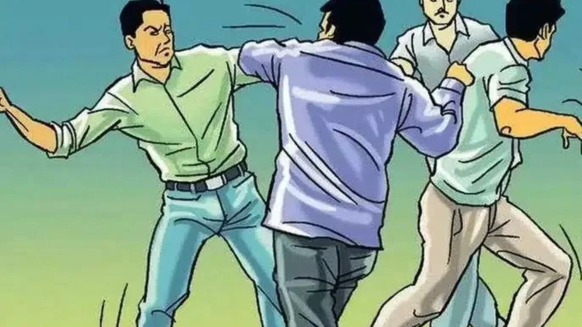 जबलपुर में भाजपा-कांग्रेस समर्थक भिड़े, हवाई फायरिंग से मचा हंगामा