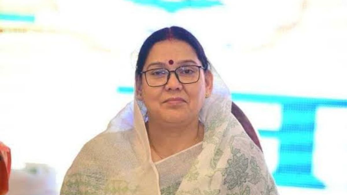भिंड में दिशा समिति की बैठक, सांसद संध्या राय ने कहा- अब रिपोर्ट नहीं, जमीनी नतीजे दिखाएं