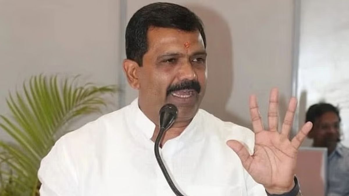 नगर निगम नेता प्रतिपक्ष चिंटू चौकसे ने हेमंत खंडेलवाल को लिखा पत्र, बोले- इंदौर भीतर ही भीतर कराह रहा है