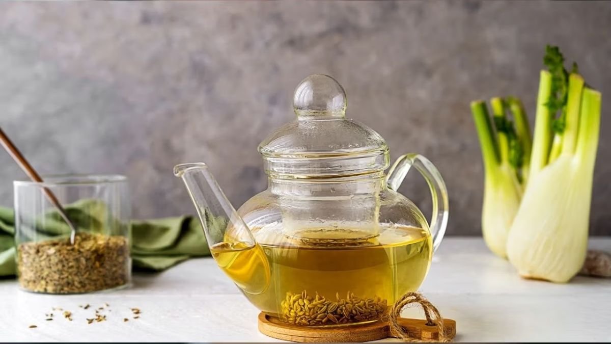 डायबिटीज और कोलेस्ट्रॉल का रामबाण इलाज, रोज़ाना पिएं करी पत्ता और सौंफ का पानी; पाएं चमत्कारी फायदे!