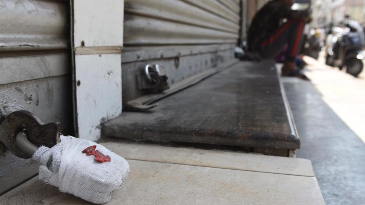 भोपाल में खाद्य सुरक्षा विभाग की कार्रवाई, नमकीन कारखाना सील और कई प्रतिष्ठानों से लिए सैंपल