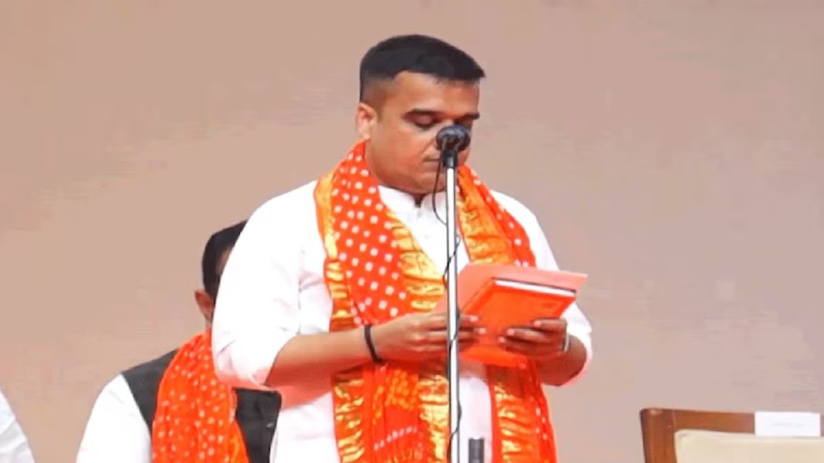 गुजरात में कैबिनेट का बड़ा फेरबदल, नए मंत्रियों का शपथ ग्रहण आज