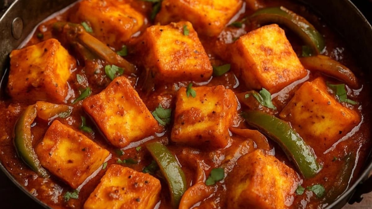 कुरकुरी, मसालेदार और पनीर से भरपूर पूरी जिसे खाकर हर कोई कहेगा- वाह!