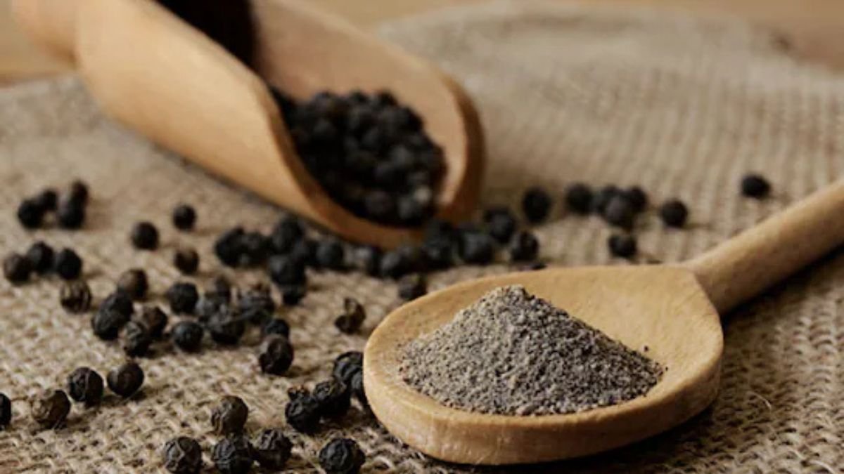 काली मिर्च सिर्फ मसाला नहीं, सेहत का हैं सुपरहिरो; जानिए इसके चौंकाने वाले स्वास्थ्य लाभ
