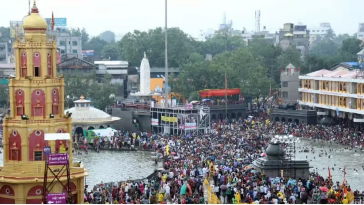 उज्जैन सिंहस्थ 2028 से पहले अखाड़ों में बढ़ी तकरार, शैव और वैष्णव संप्रदाय आमने-सामने; माहौल गरमाया