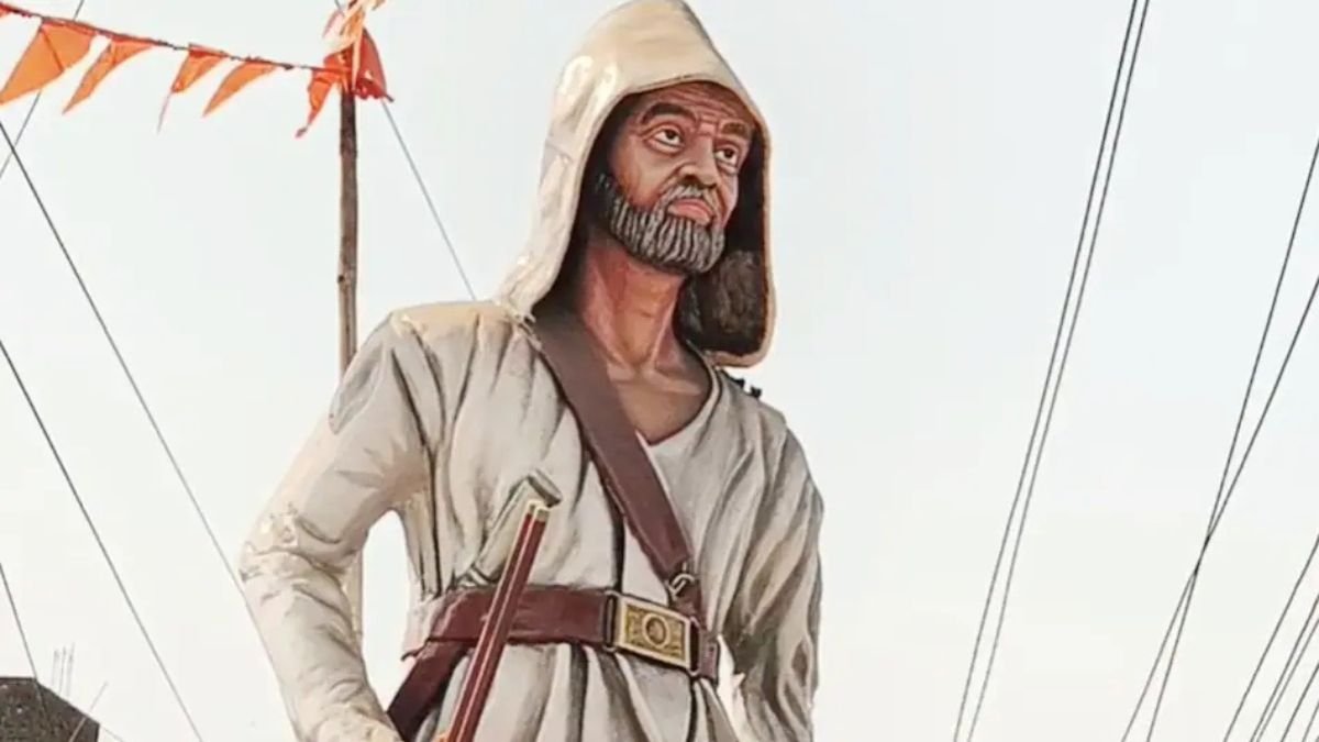 खरगोन में 10 लाख के टेंडर की मूर्ति बनी 50 हजार की फाइबर, भ्रष्टाचार के आरोप