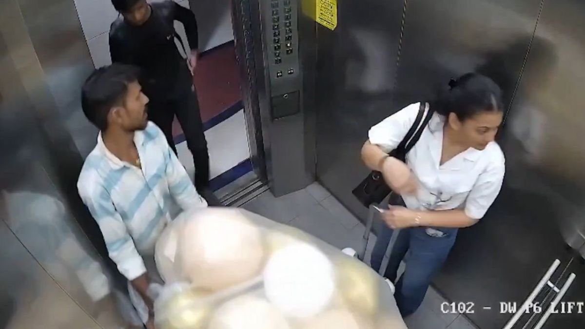 मुंबई के लिफ्ट में हुआ गुब्बारों का धमाका, 3 लोग घायल; वीडियो वायरल