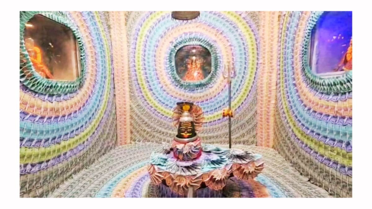 महाशिवरात्रि पर बुद्धेश्वर महादेव का भव्य श्रृंगार, 1.31 करोड़ रुपए के नोटों से सजा मंदिर