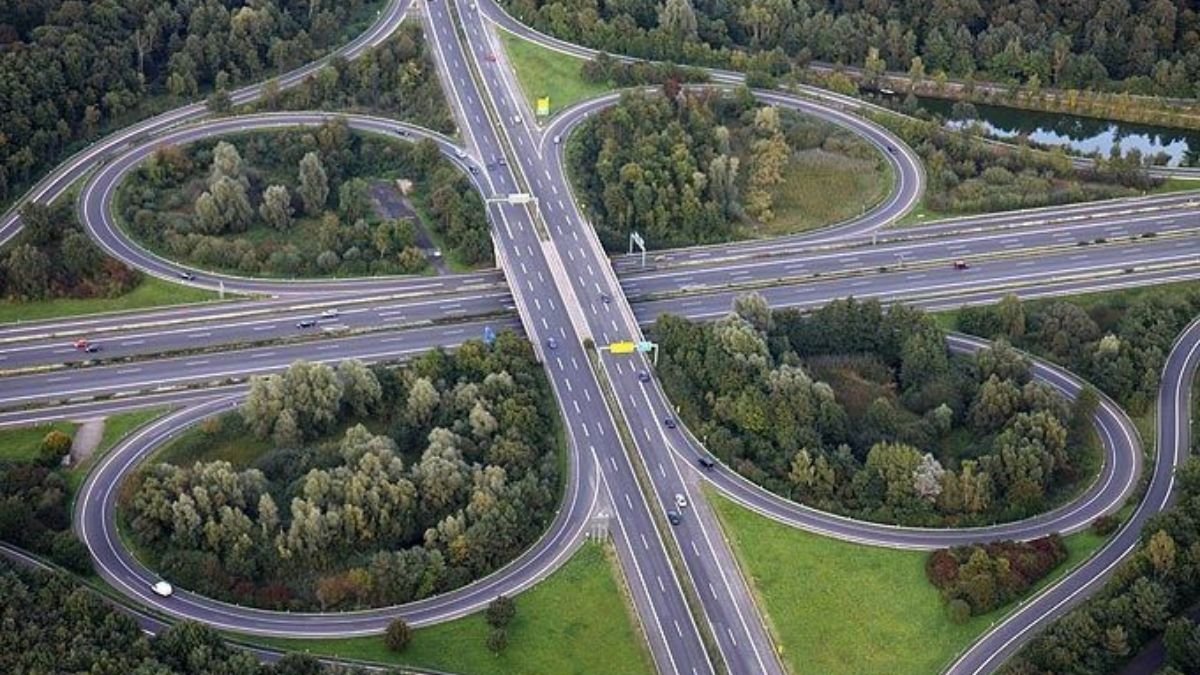 ग्वालियर में एलिवेटेड रोड प्रोजेक्ट के तहत फूलबाग-गुरुद्वारा मार्ग एक माह बंद, ट्रैफिक डायवर्सन लागू